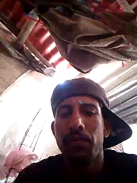 Snapshot of Orlao25cm chatting on October 2025 08:20:02 PM Orlao25cm online show from October 2025 08:20:02 PM