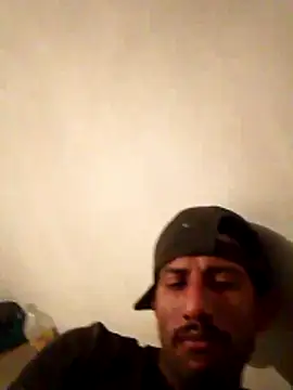 Snapshot of Orlao25cm chatting on December 2025 04:55:01 AM Orlao25cm online show from December 2025 04:55:01 AM