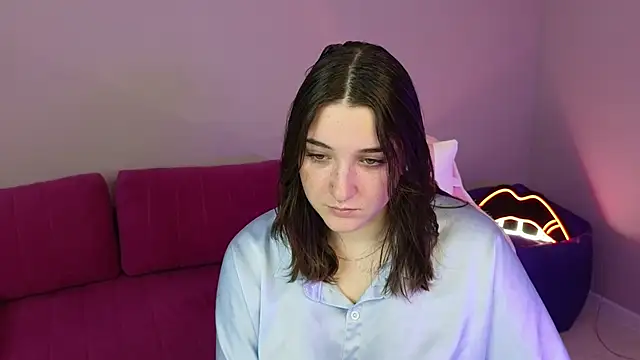 AnnieDodge online show from October 2025 01:17:02 AM
