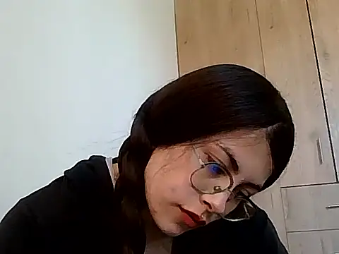 Snapshot of kaileyrivers chatting on April 2026 02:52:02 PM kaileyrivers online show from April 2026 02:52:02 PM