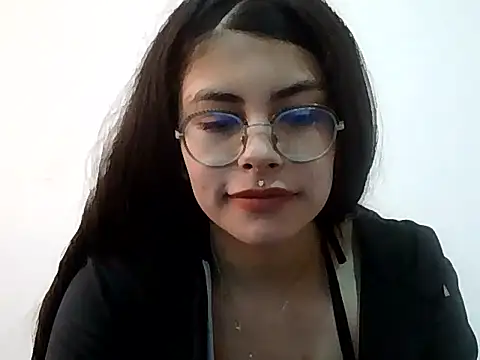 Snapshot of kaileyrivers chatting on April 2026 11:52:02 AM kaileyrivers online show from April 2026 11:52:02 AM