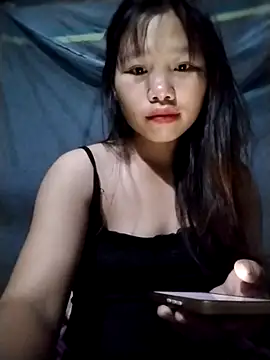 linh-miu99 online show from October 2025 03:36:01 PM