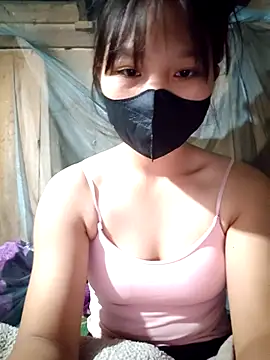 linh-miu99 online show from November 2025 02:00:02 AM