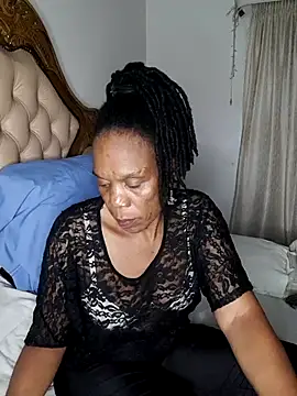 Hotcougar online show from December 2025 10:15:01 PM