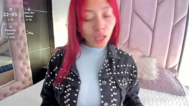 Snapshot of melanie_roux__ chatting on November 2025 11:54:01 AM melanie roux online show from November 2025 11:54:01 AM