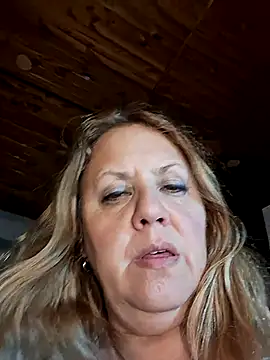 Snapshot of JennyInVegas chatting on May 2026 06:07:01 AM JennyInVegas online show from May 2026 06:07:01 AM