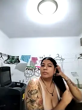 Snapshot of Ninelcita chatting on October 2025 01:10:02 PM Ninelcita online show from October 2025 01:10:02 PM