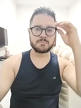 Branquinhowm online show from December 2025 02:16:01 AM