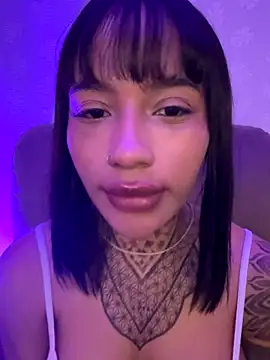 akiira lee online show from January 2026 02:25:01 AM