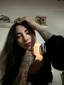 valeriahornier online show from January 2026 06:48:02 AM