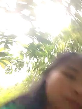 Squirrel-Pear online show from October 2025 11:50:01 PM