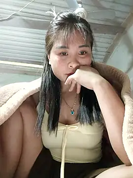 Squirrel-Pear online show from January 2026 02:48:01 AM