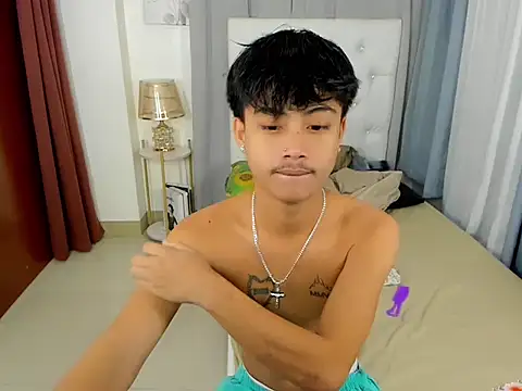 hardcocktwink online show from November 2025 04:29:02 PM