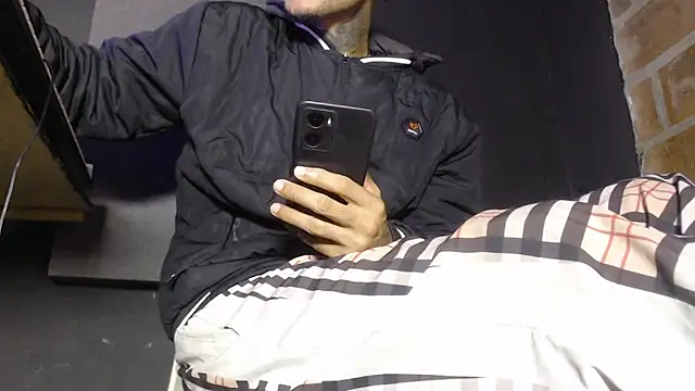 Anaconda larga online show from February 2026 01:21:01 PM