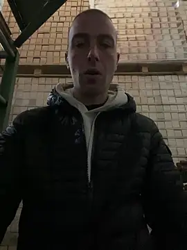 Rotteei1 online show from February 2026 07:15:01 AM