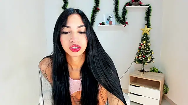 ZAYDA KAJER online show from December 2025 08:24:02 PM