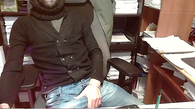 topg84 online show from November 2025 05:25:01 PM