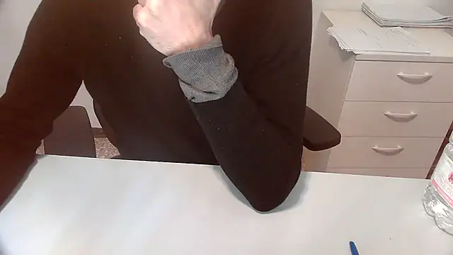 topg84 online show from December 2025 05:53:01 PM