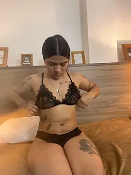 Demon foxes online show from November 2025 05:42:01 PM