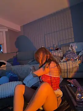 Ellieskyyee1 online show from December 2025 09:33:01 PM