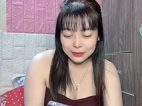 Butterfly kee online show from December 2025 02:00:02 PM