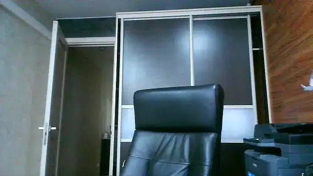 Snapshot of Denalynn chatting on March 2026 05:41:01 AM Denalynn online show from March 2026 05:41:01 AM