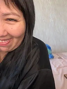 Love  Mom online show from November 2025 05:50:02 AM