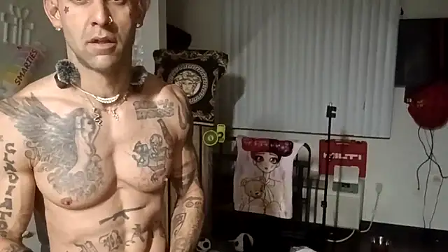 Snapshot of alphacloudGod chatting on November 2025 01:49:02 AM alphacloudGod online show from November 2025 01:49:02 AM