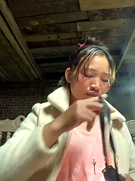 sowbibi online show from October 2025 12:17:02 PM