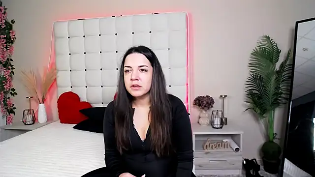 AlsouKass online show from November 2025 06:13:01 AM