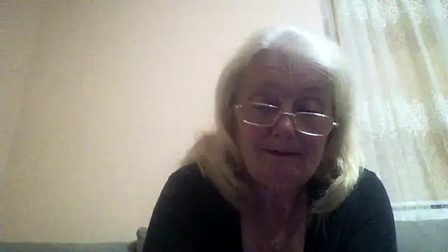 Snapshot of AmyLove353 chatting on June 2026 08:54:01 PM AmyLove353 online show from June 2026 08:54:01 PM