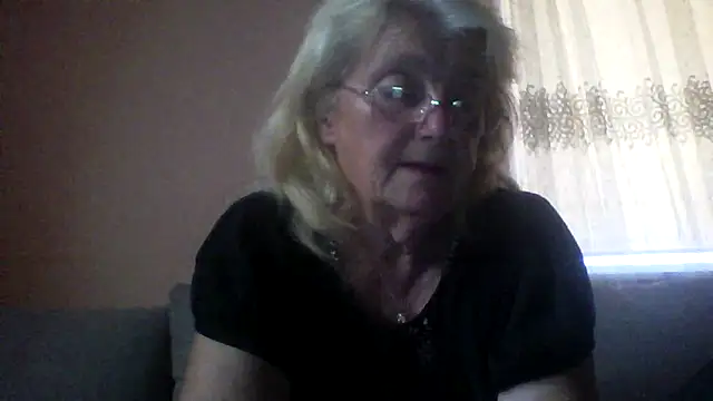 Snapshot of AmyLove353 chatting on July 2026 02:55:01 AM AmyLove353 online show from July 2026 02:55:01 AM
