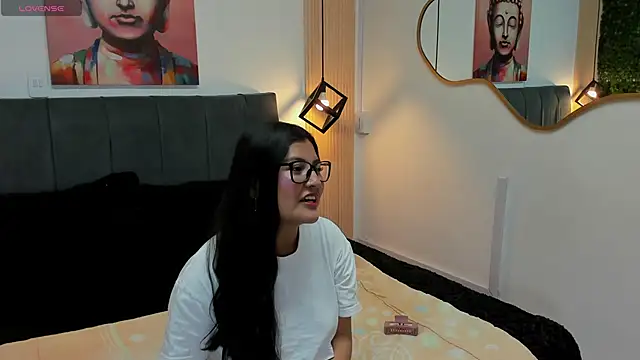 Snapshot of Teffa_bloom chatting on October 2025 02:09:01 PM Teffa bloom online show from October 2025 02:09:01 PM