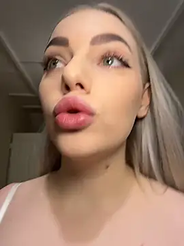 HugeBoobsAlice online show from February 2026 05:07:02 AM