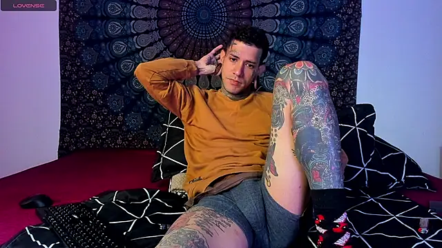 cleoo jhonny online show from February 2026 12:28:01 AM