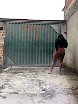 Snapshot of eujamiii chatting on November 2025 01:11:01 PM eujamiii online show from November 2025 01:11:01 PM