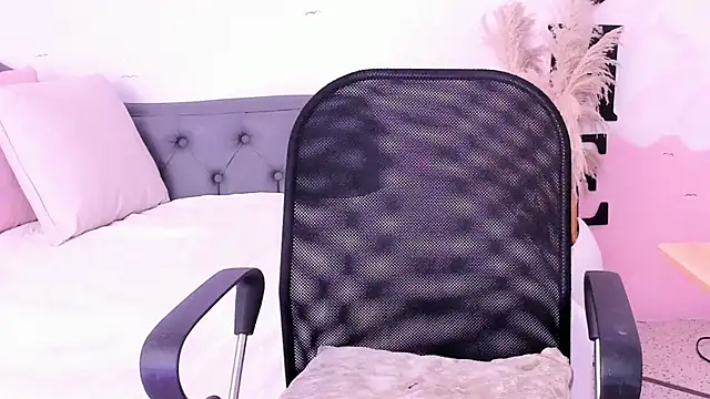 gracehall 1 online show from November 2025 11:23:02 AM