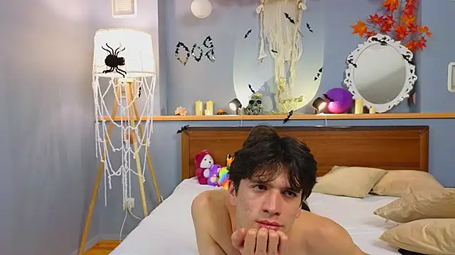 Snapshot of elvano_et chatting on October 2025 09:00:02 AM elvano et online show from October 2025 09:00:02 AM