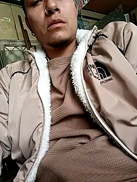 caliche-21 online show from January 2026 07:59:02 PM