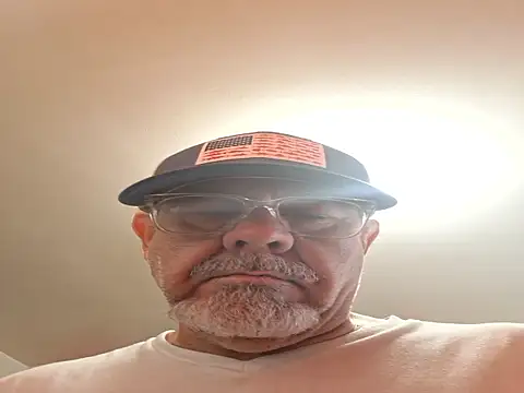 pena633 online show from December 2025 03:21:01 PM