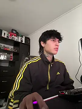 Snapshot of sflps chatting on January 2026 08:36:02 PM sflps online show from January 2026 08:36:02 PM