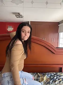 Snapshot of Selena_Roa chatting on February 2026 04:40:01 PM Selena Roa online show from February 2026 04:40:01 PM