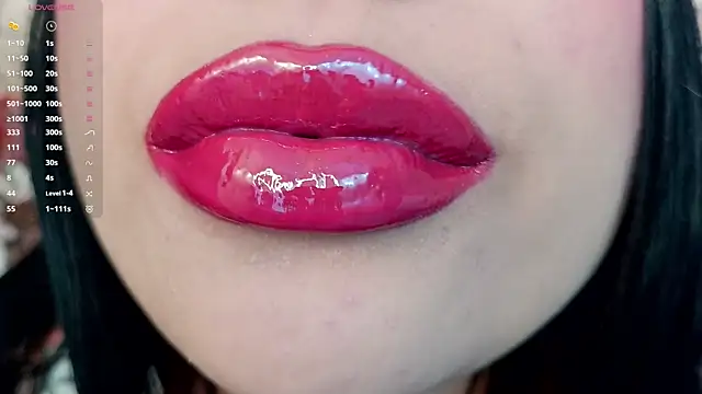 mia roux1 online show from November 2025 06:49:02 AM