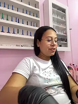 PaulaCruz01 online show from November 2025 07:02:02 PM