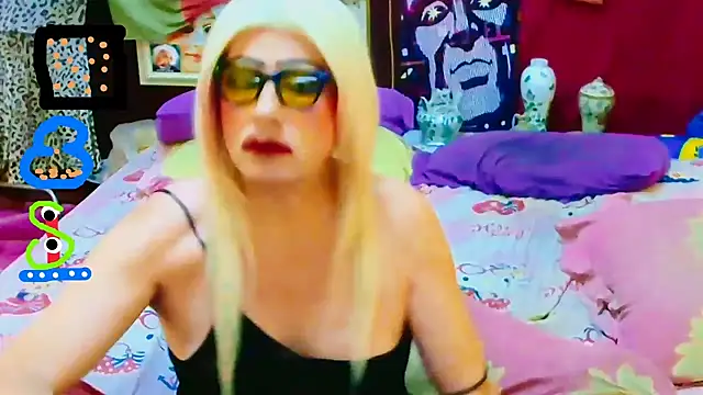 horni4luv online show from December 2025 11:00:02 PM