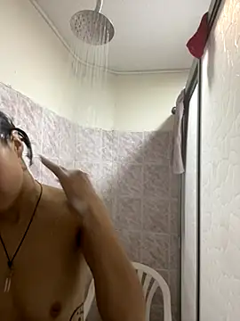 Snapshot of Chuchii05 chatting on December 2025 02:16:02 AM Chuchii05 online show from December 2025 02:16:02 AM