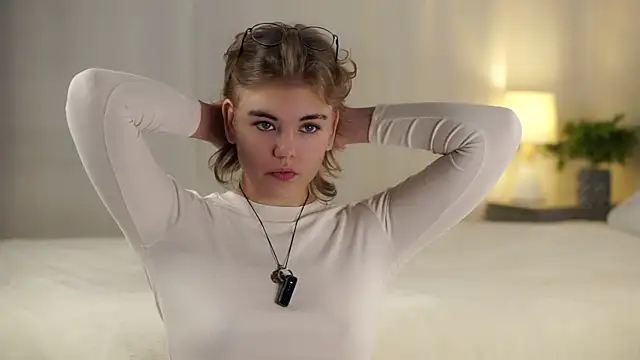 MelodyBaur online show from November 2025 11:34:02 AM