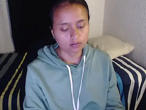 Negritatata online show from December 2025 01:02:02 AM