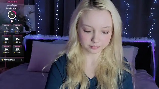 Snapshot of IraYounce chatting on February 2026 01:11:01 AM IraYounce online show from February 2026 01:11:01 AM