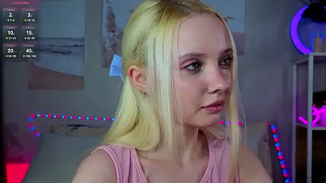 Snapshot of IraYounce chatting on March 2026 01:17:02 PM IraYounce online show from March 2026 01:17:02 PM